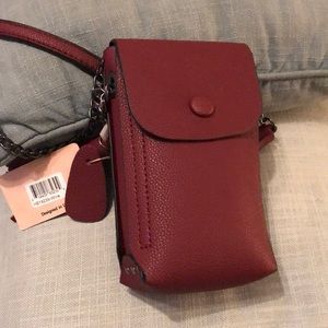 SALE!!! NWT Phone Crossbody